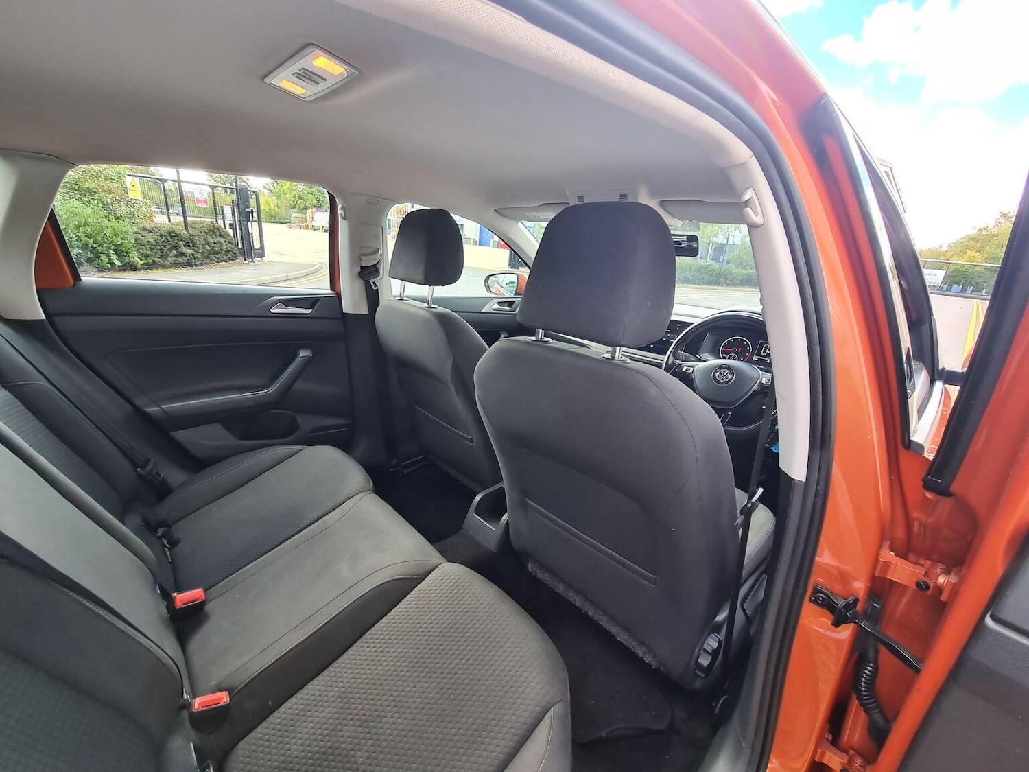 Used Volkswagen Polo 2018 for sale - 76777730: Photo 9