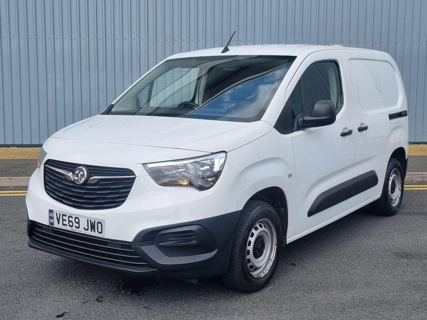 Used Vauxhall Combo 2019 for sale - 76979556: Photo 5
