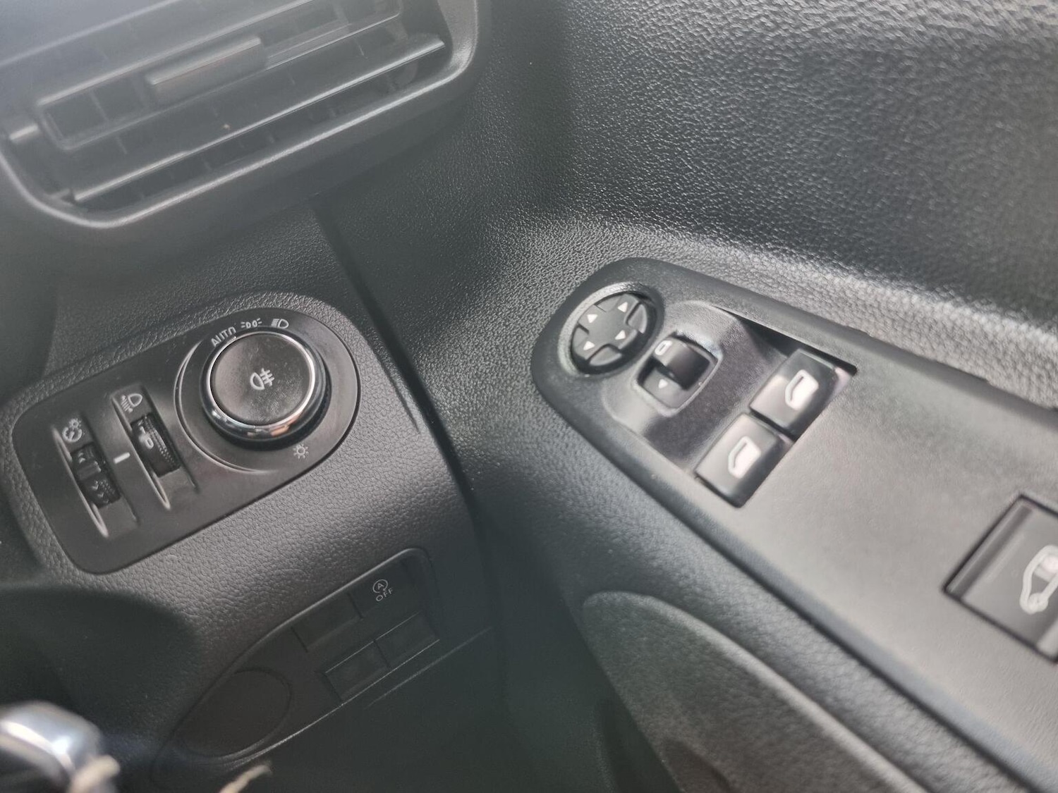 Used Vauxhall Combo 2019 for sale - 76979556: Photo 7