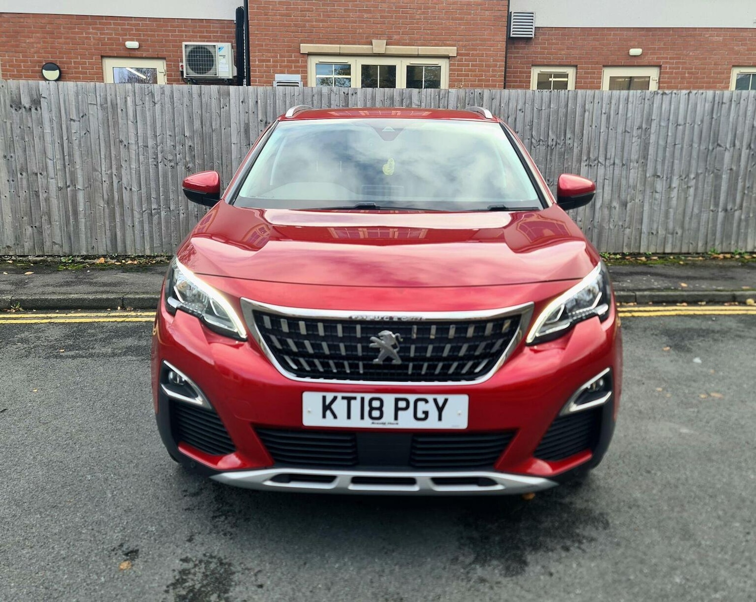 Used Peugeot 3008 2018 for sale - 77049221: Photo 2