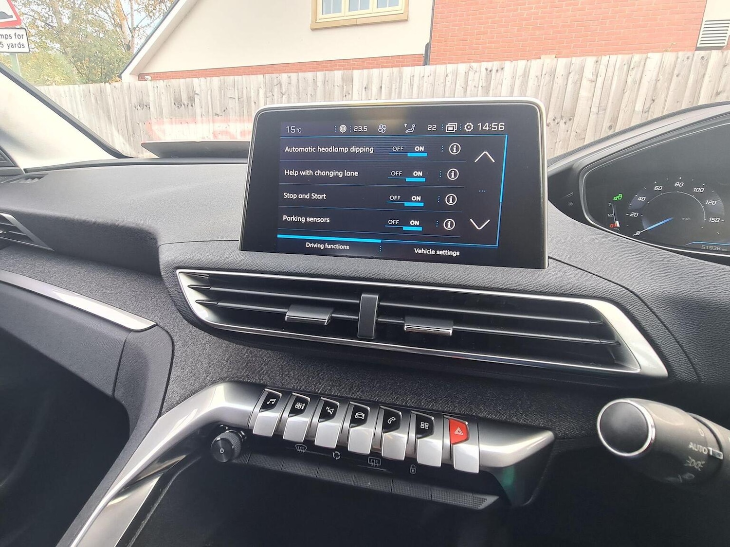 Used Peugeot 3008 2018 for sale - 77049221: Photo 21