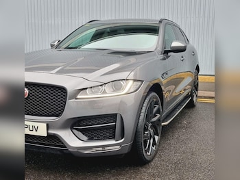 Used Jaguar F-Pace 2017 for sale - 77492899: Photo