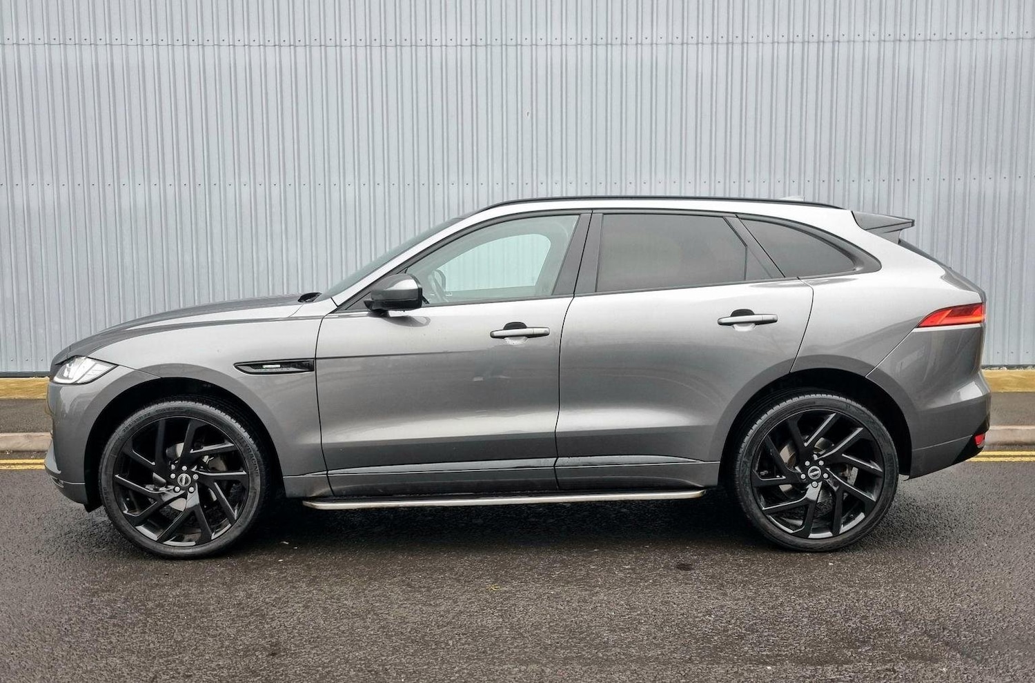 Used Jaguar F-Pace 2017 for sale - 77492899: Photo 7
