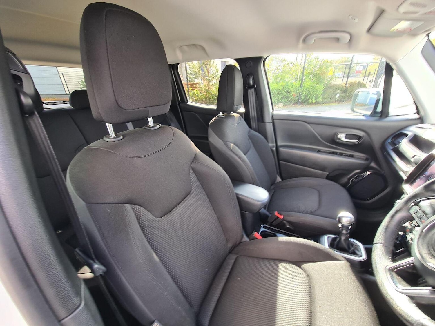 Used Jeep Renegade 2020 for sale - 76777726: Photo 10