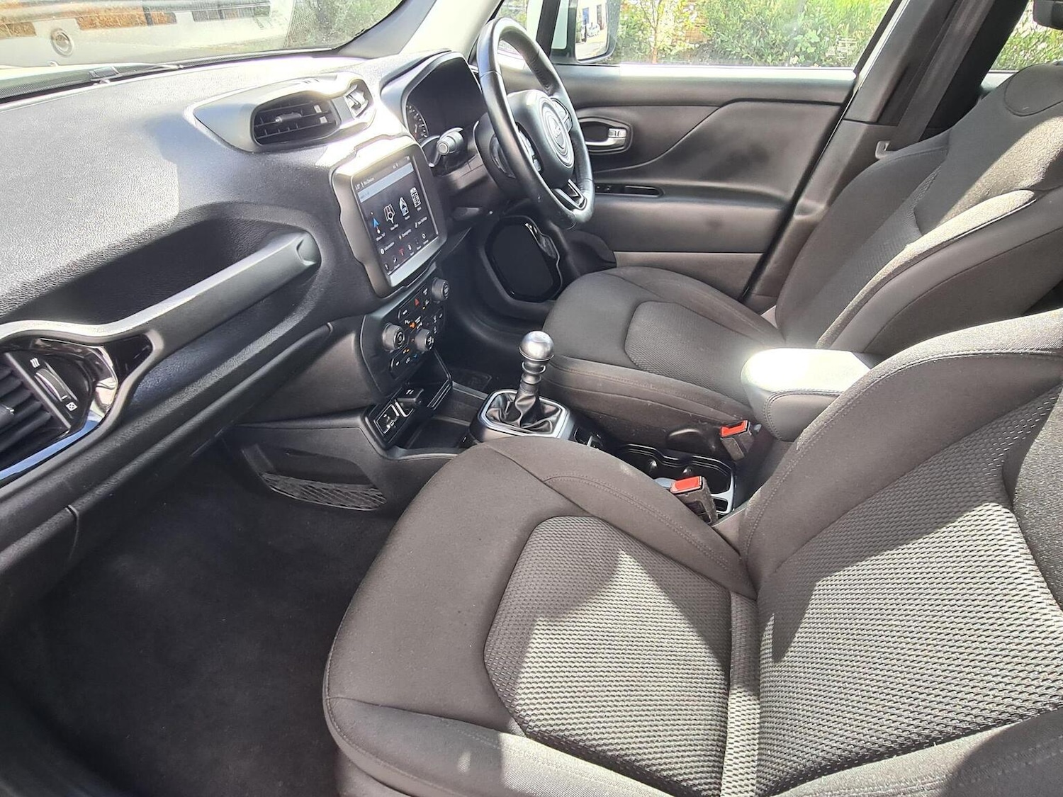 Used Jeep Renegade 2020 for sale - 76777726: Photo 22