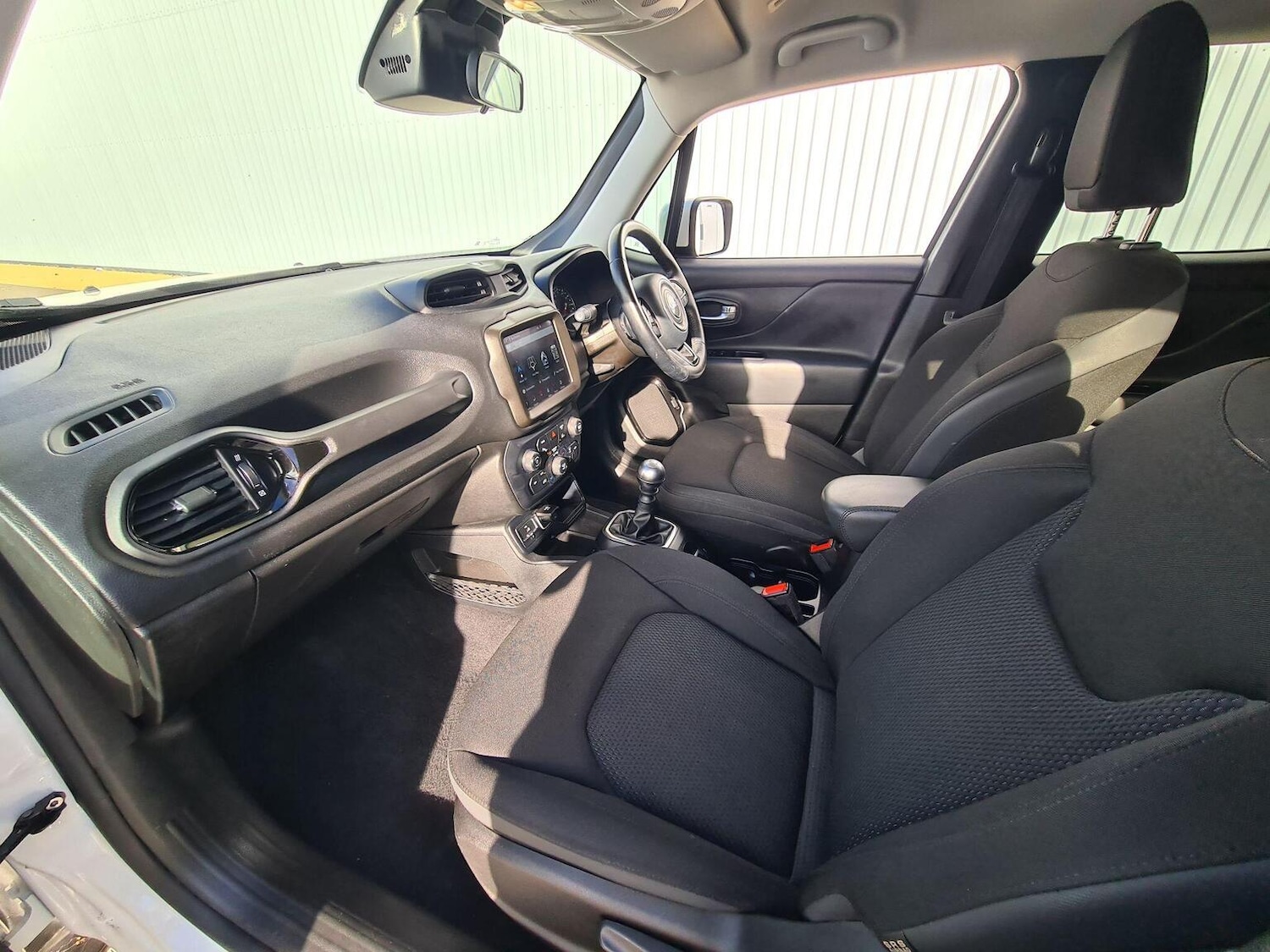 Used Jeep Renegade 2020 for sale - 76777726: Photo 26