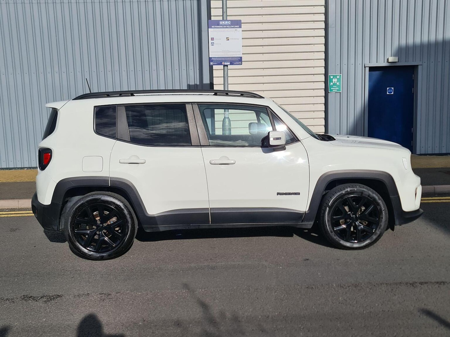 Used Jeep Renegade 2020 for sale - 76777726: Photo 8