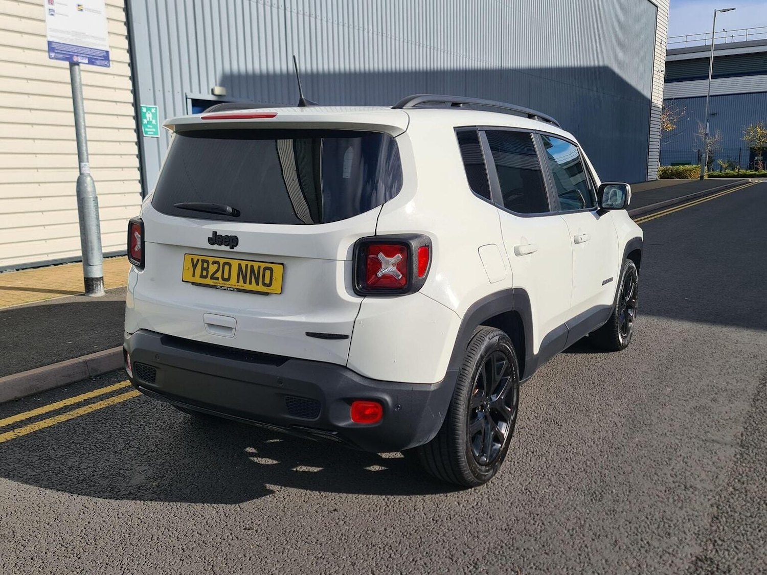 Used Jeep Renegade 2020 for sale - 76777726: Photo 9