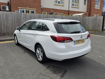 Used Vauxhall Astra 2017 for sale - 79130695: Photo