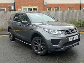 Used Land Rover Discovery Sport 2018 for sale - 78932295: Photo