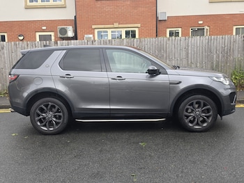 Used Land Rover Discovery Sport 2018 for sale - 78932295: Photo
