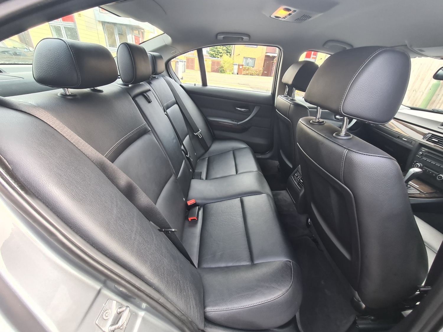 Used BMW 3 Series 2011 for sale - 78213659: Photo 10