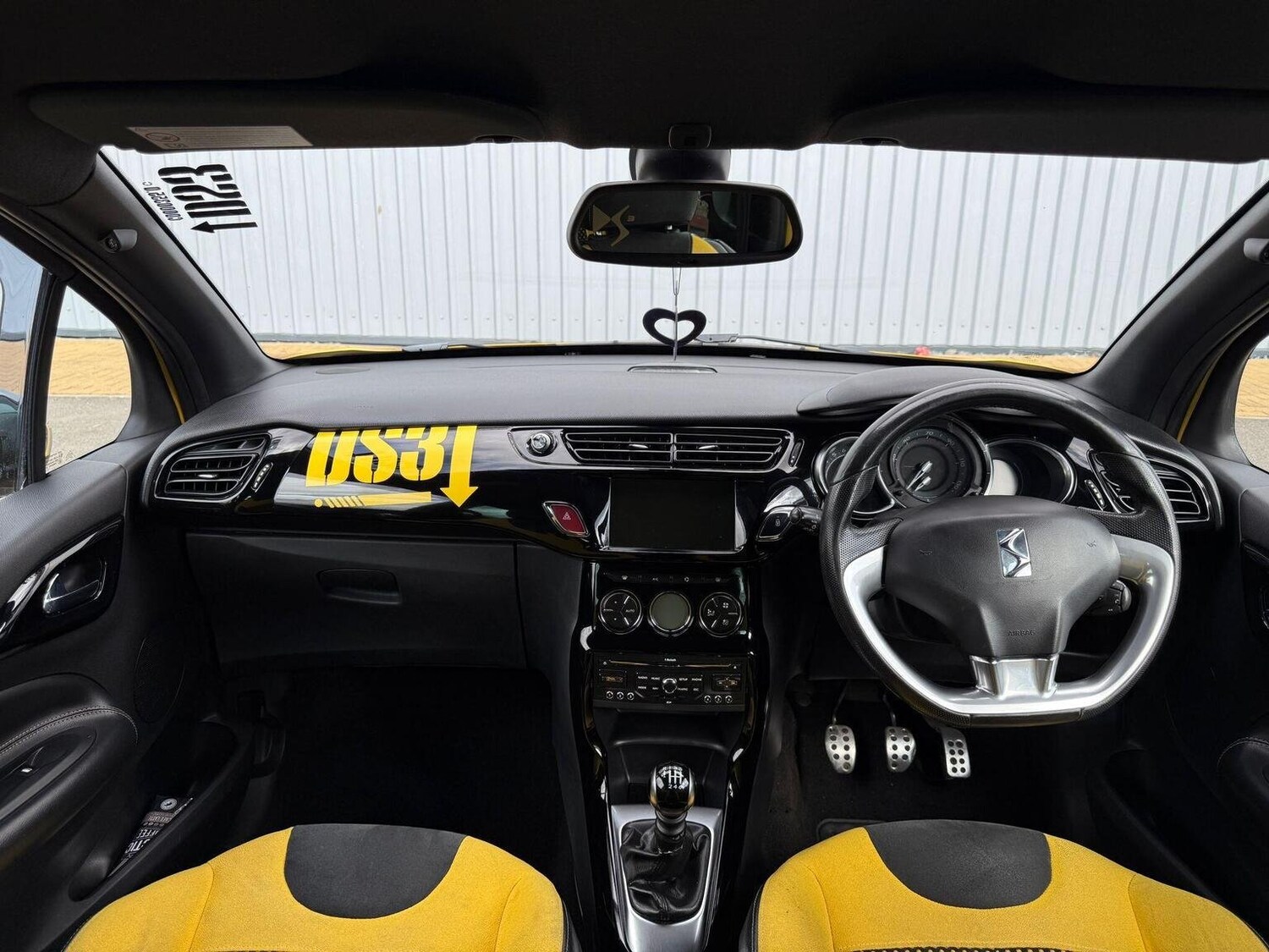 Used Citroen DS3 2010 for sale - 77492903: Photo 11