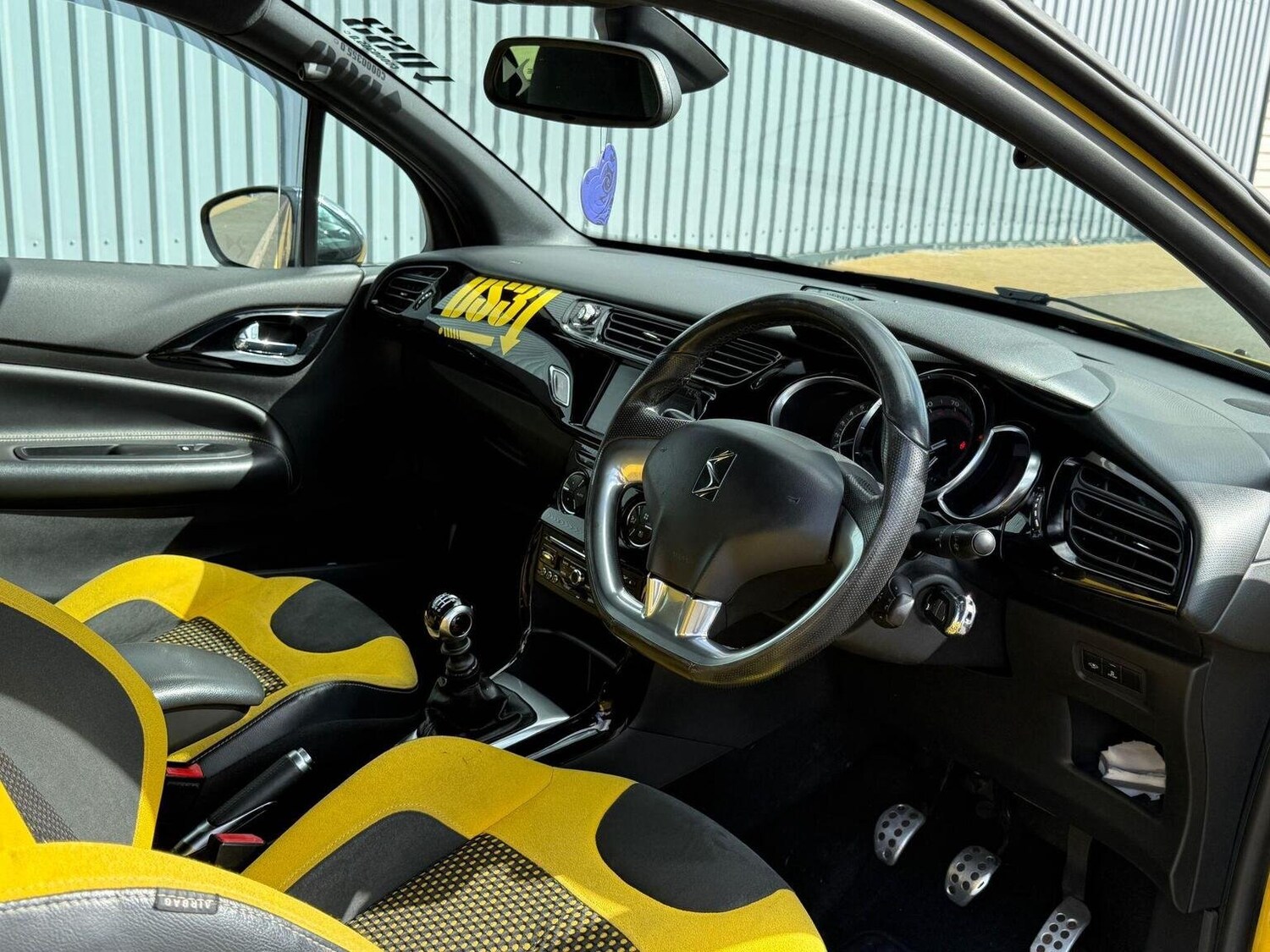 Used Citroen DS3 2010 for sale - 77492903: Photo 9