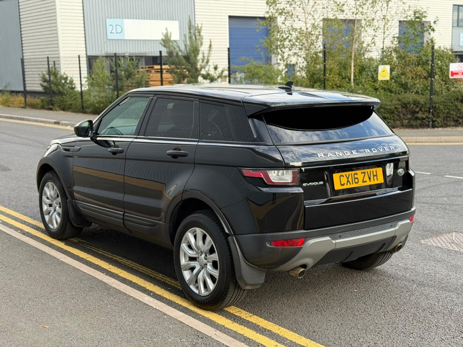Used Land Rover Range Rover Evoque 2016 for sale - 77735785: Photo 3