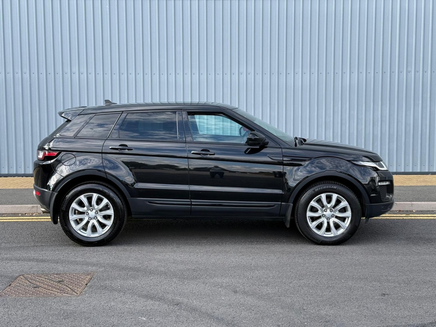 Used Land Rover Range Rover Evoque 2016 for sale - 77735785: Photo 5