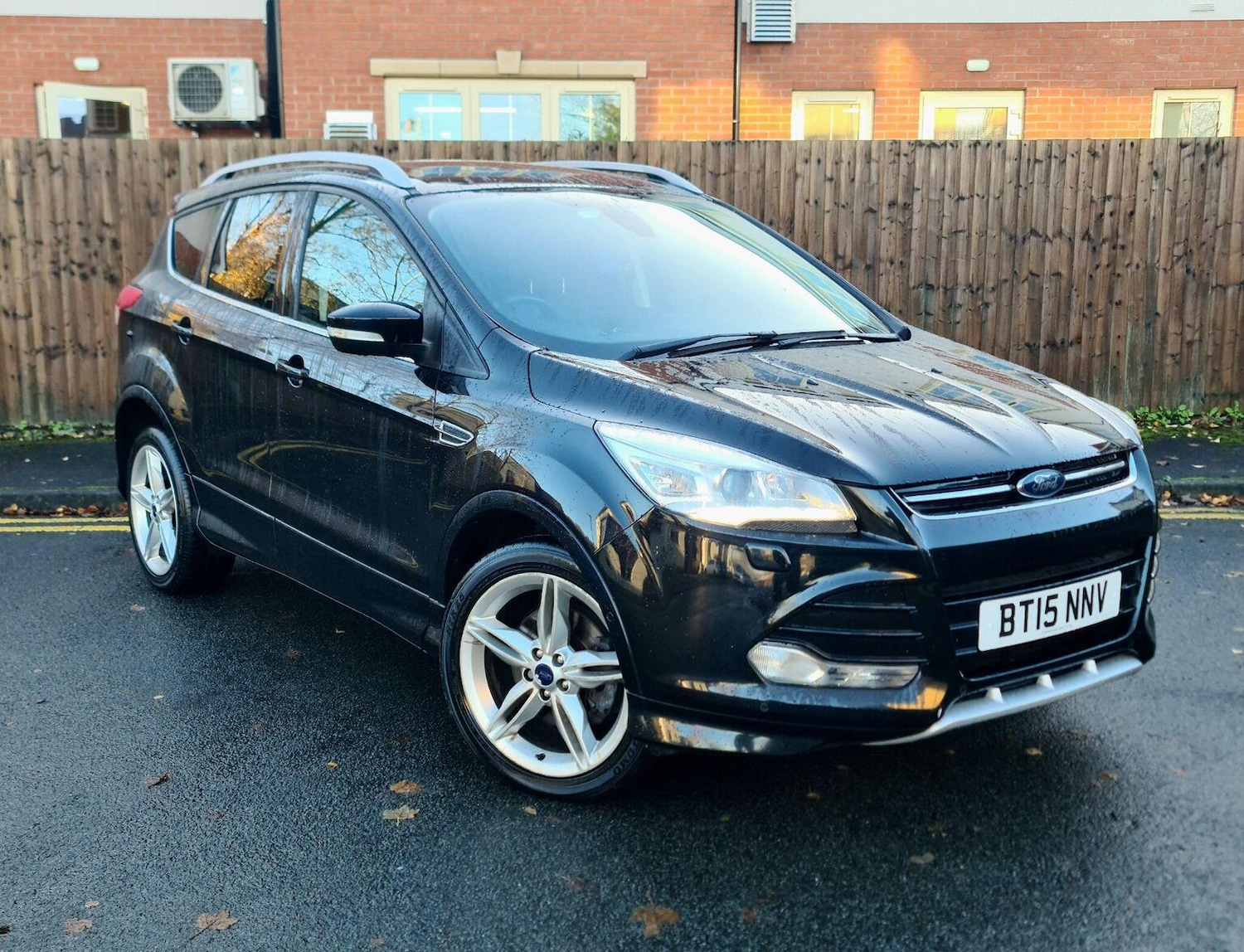 Used Ford Kuga 2015 for sale - 76785024: Photo 1