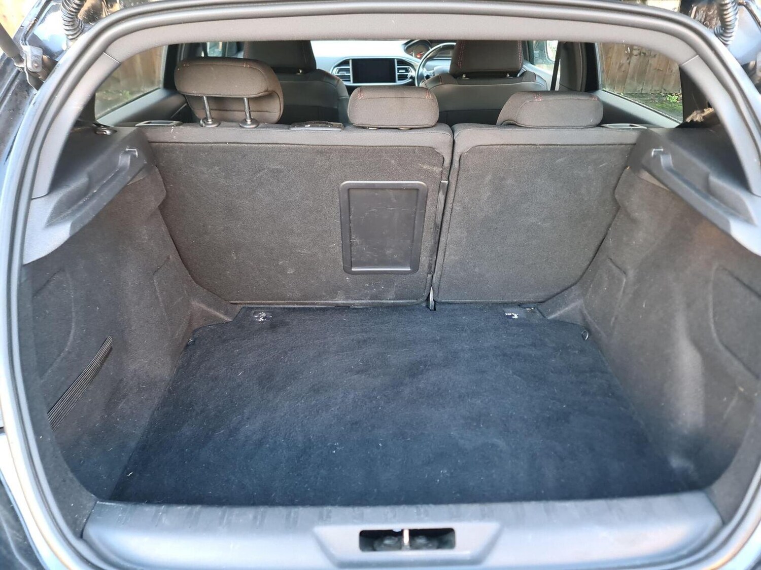 Used Peugeot 308 2016 for sale - 76785033: Photo 21