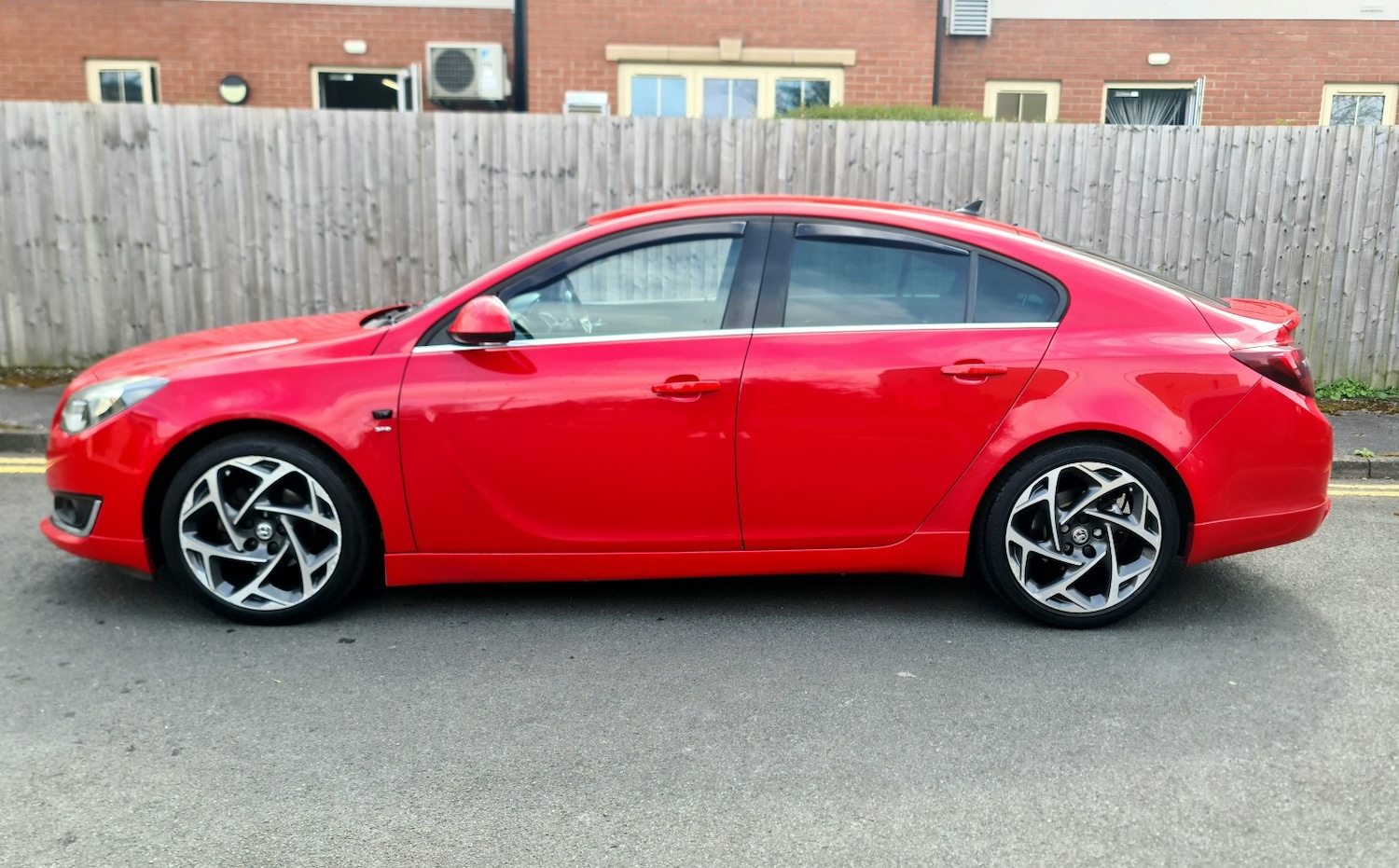 Used Vauxhall Insignia 2015 for sale - 78135068: Photo 3