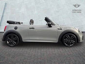 Used MINI Convertible 2021 for sale - 77280590: Photo