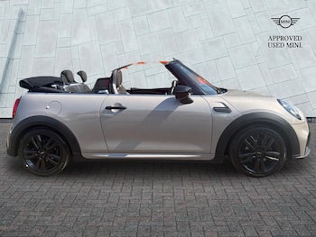 Used MINI Convertible 2022 for sale - 79633307: Photo