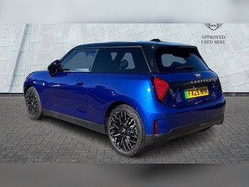 Used MINI Electric Cooper 2025 for sale - 76044019: Photo