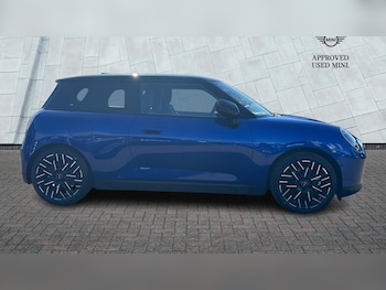 Used MINI Electric Cooper 2025 for sale - 76044019: Photo