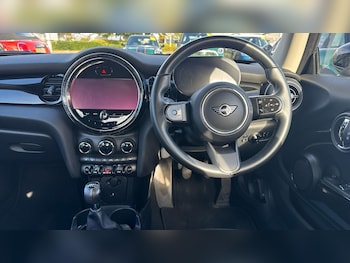 Used MINI Hatch 2022 for sale - 76111634: Photo 4