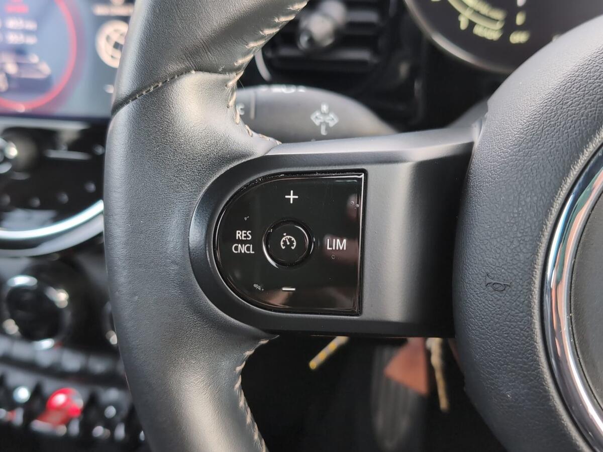 Used MINI Convertible 2024 for sale - 77525724: Photo 17