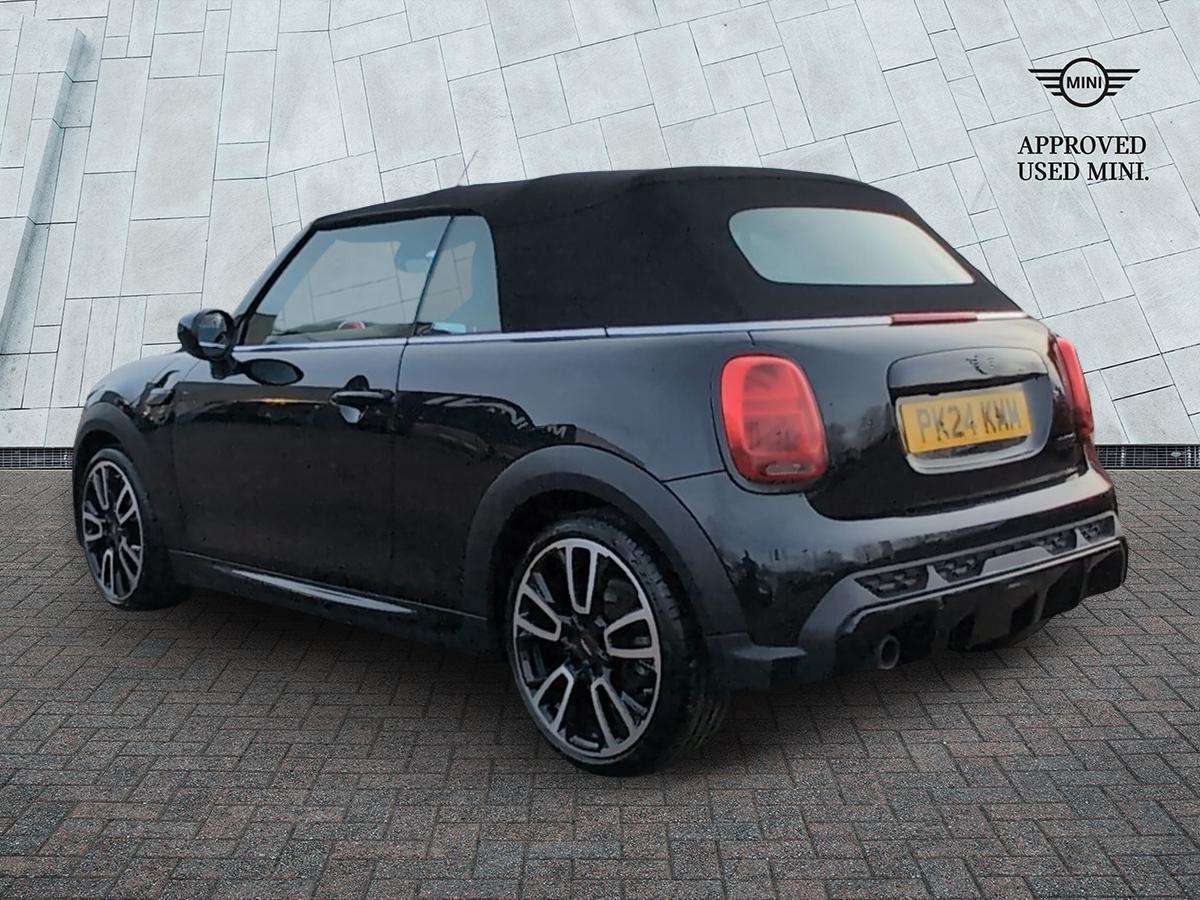 Used MINI Convertible 2024 for sale - 77525724: Photo 2