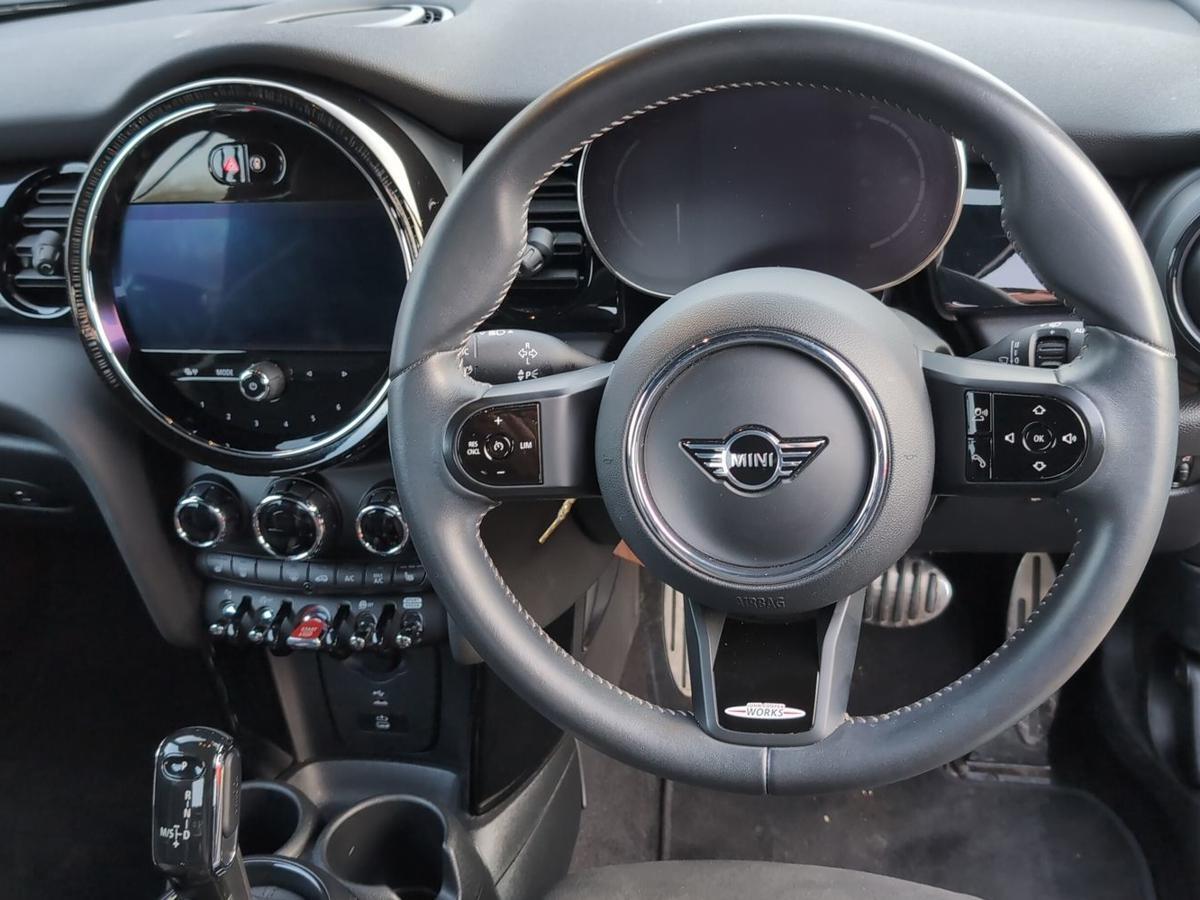 Used MINI Convertible 2024 for sale - 77525724: Photo 5