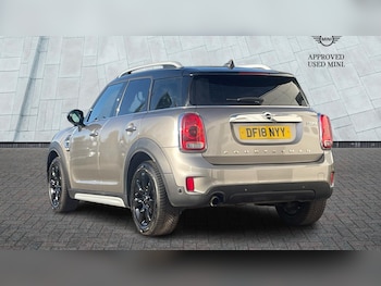 Used MINI Countryman 2018 for sale - 75770733: Photo