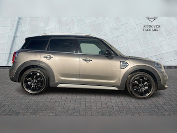 Used MINI Countryman 2018 for sale - 75770733: Photo