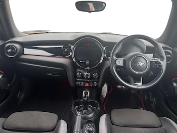 Used MINI Hatch 2021 for sale - 77280581: Photo