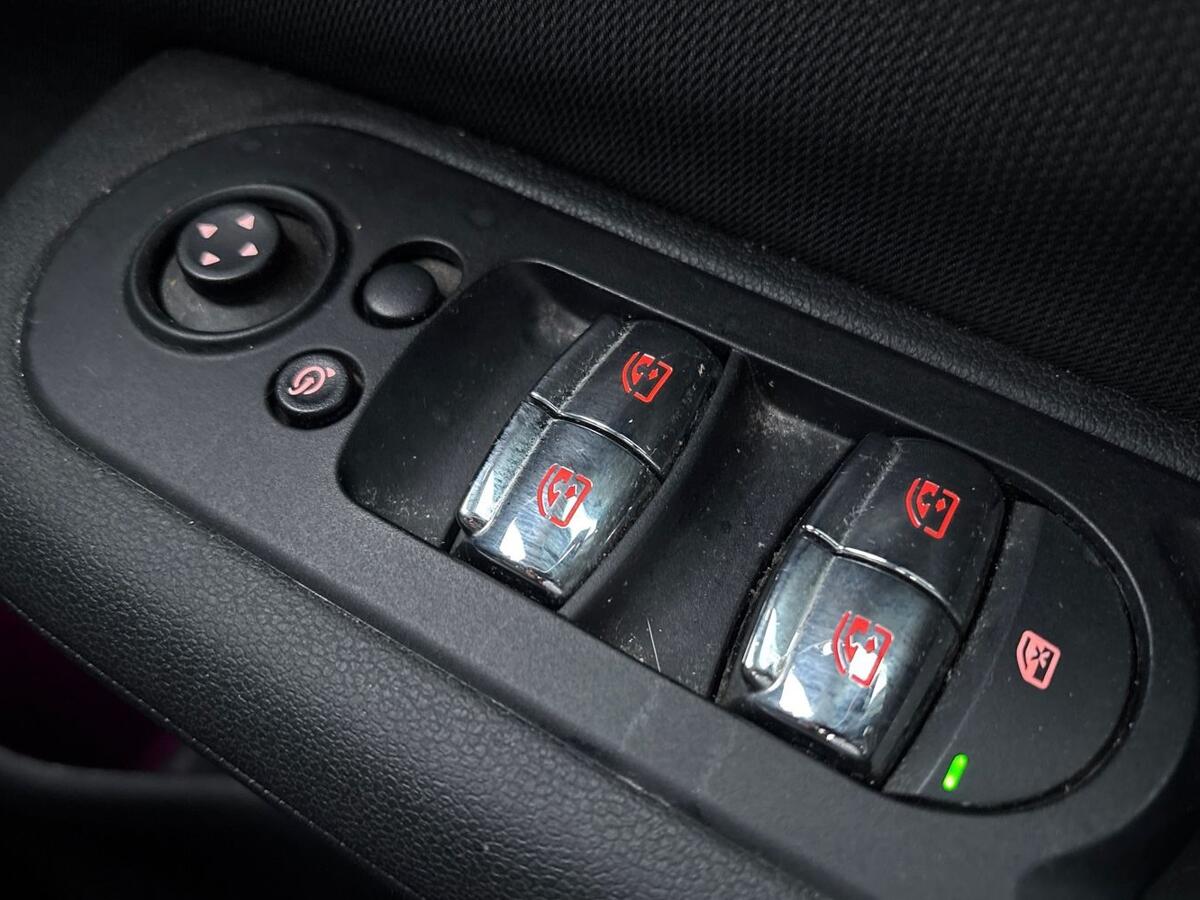 Used MINI Clubman 2019 for sale - 76800626: Photo 24