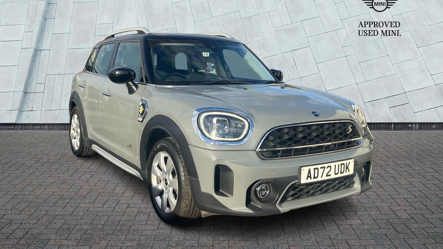 Used MINI Hatch 2022 for sale - 76271518: Photo 1