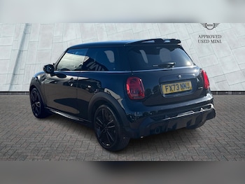 Used MINI Hatch 2023 for sale - 76003157: Photo