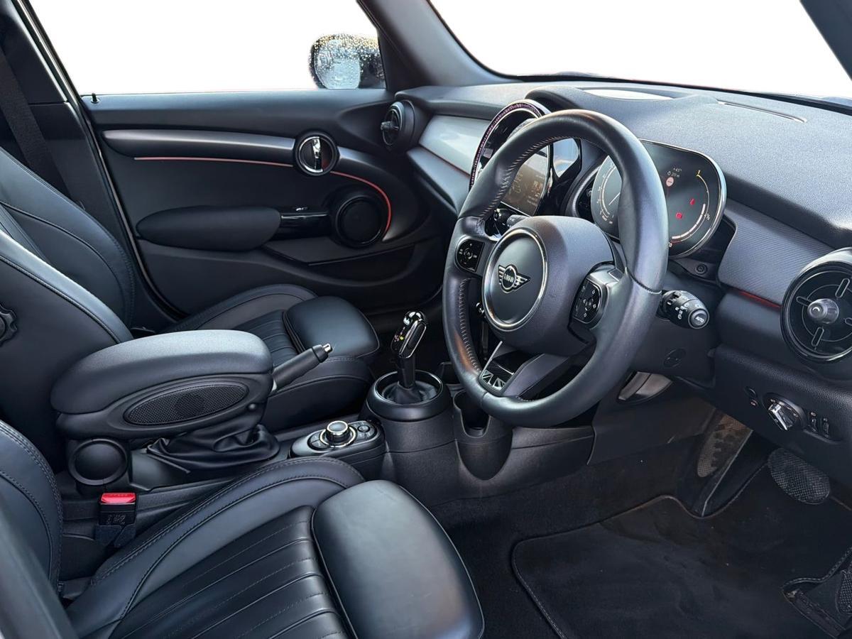 Used MINI Hatch 2024 for sale - 77498114: Photo 6