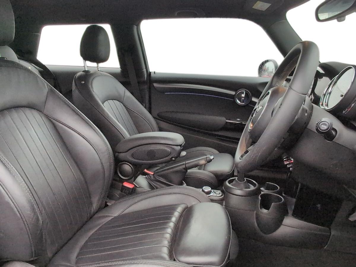 Used MINI Hatch 2023 for sale - 77498126: Photo 11