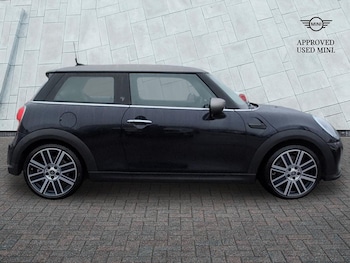 Used MINI Hatch 2023 for sale - 77498126: Photo