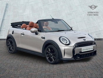 Used MINI Convertible 2024 for sale - 78102510: Photo