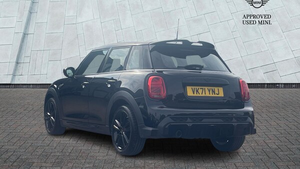 Used MINI Hatch 2021 for sale - 75624710: Photo 2