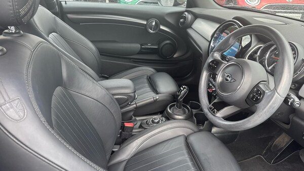 Used MINI Hatch 2023 for sale - 75709376: Photo 11