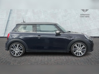 Used MINI Hatch 2023 for sale - 75709376: Photo