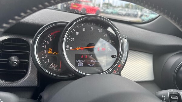 Used MINI Hatch 2023 for sale - 75709376: Photo 9