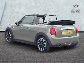 Used MINI Convertible 2019 for sale - 78923856: Photo