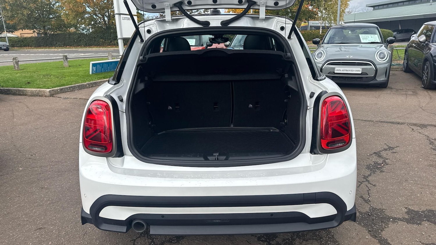 Used MINI Hatch 2023 for sale - 76271528: Photo 13