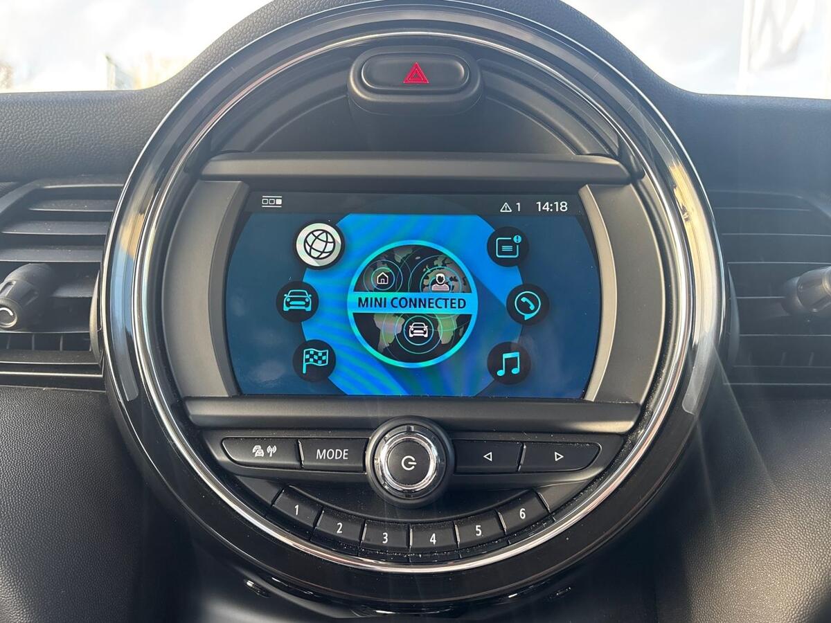 Used MINI Hatch 2020 for sale - 76888352: Photo 11