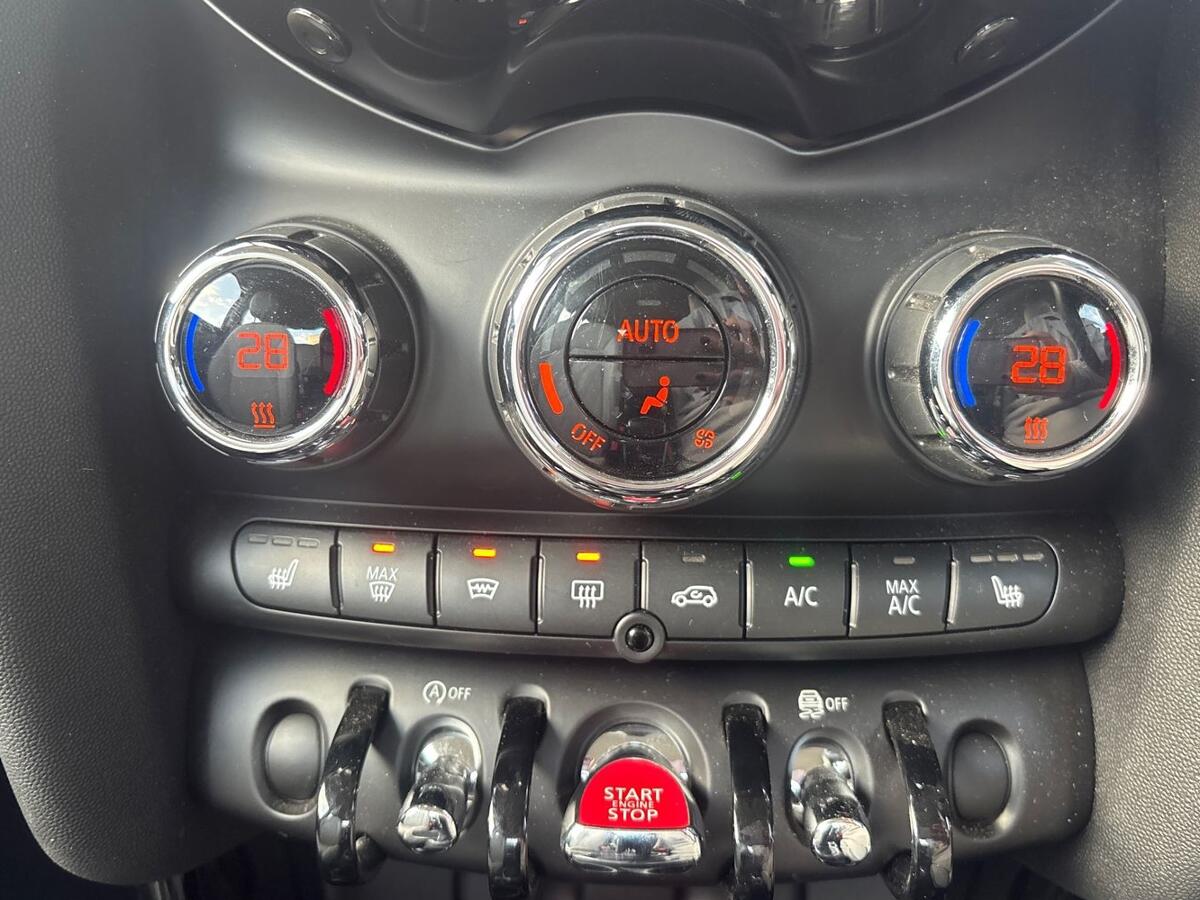 Used MINI Hatch 2020 for sale - 76888352: Photo 19