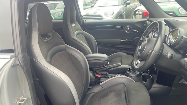 Used MINI Hatch 2021 for sale - 76271531: Photo 11
